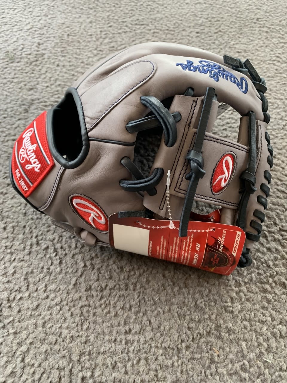 Rawlings R9 SERIE PRO R9PFL12 11.5'' RHT