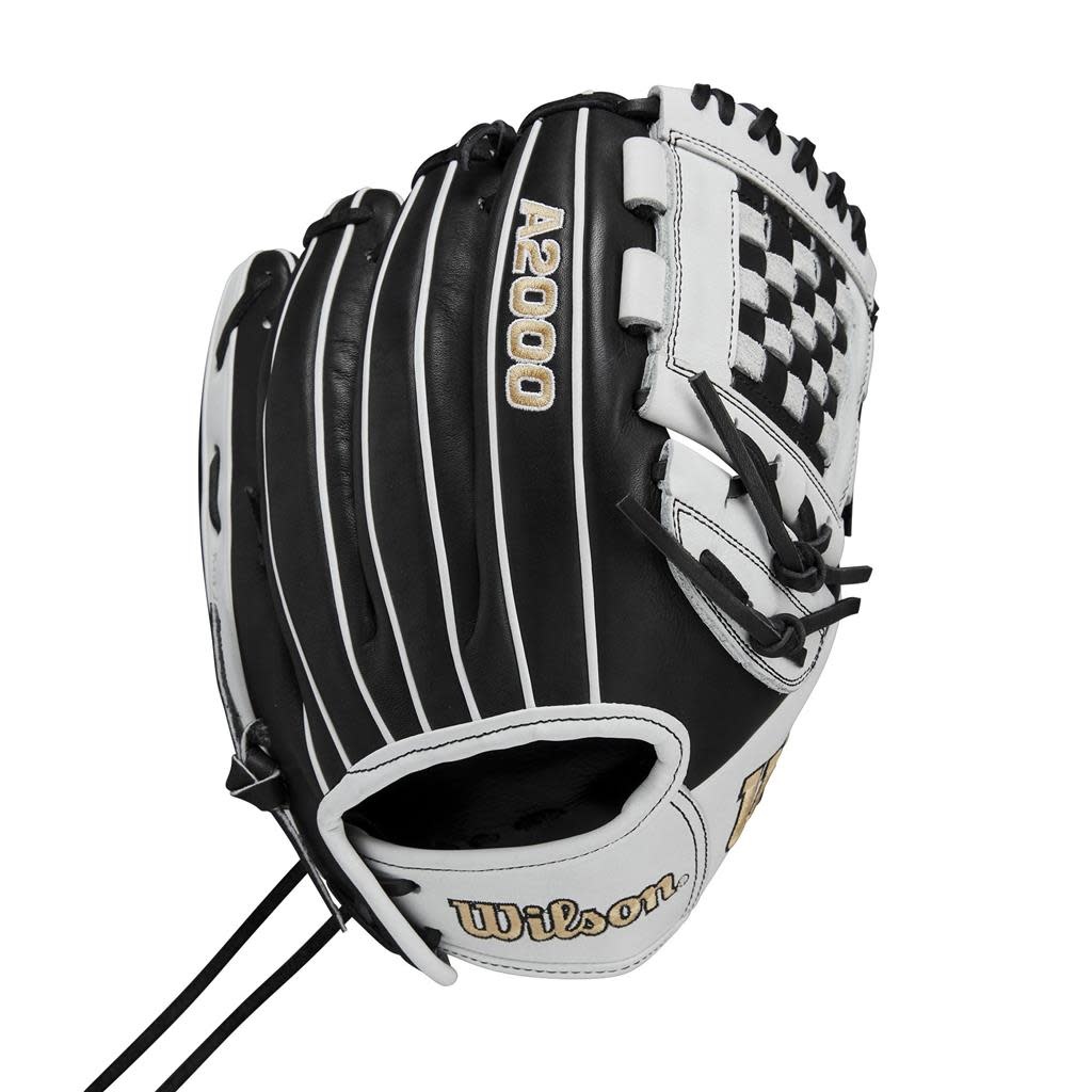 Wilson 2024 A2000 P12 12” PITCHER’S FASTPITCH GLOVE