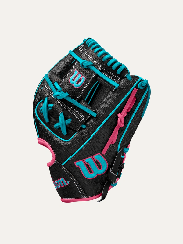 Wilson Wilson Winter A2000® SC1786SS 11.5” Infield Baseball Glove RHT