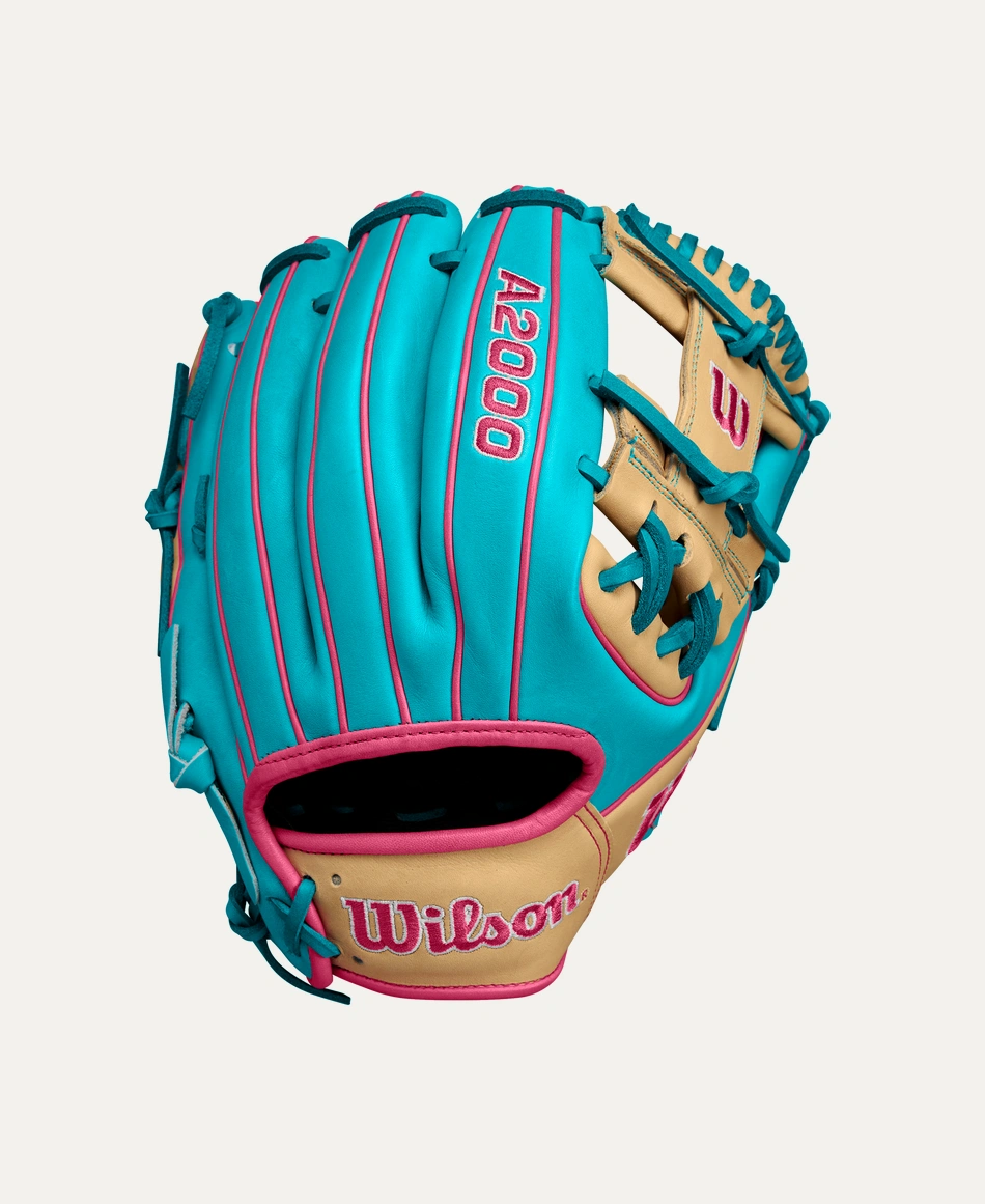 Wilson Spring 2025 A2000® 1786 11.5” Infield Baseball Glove RHT