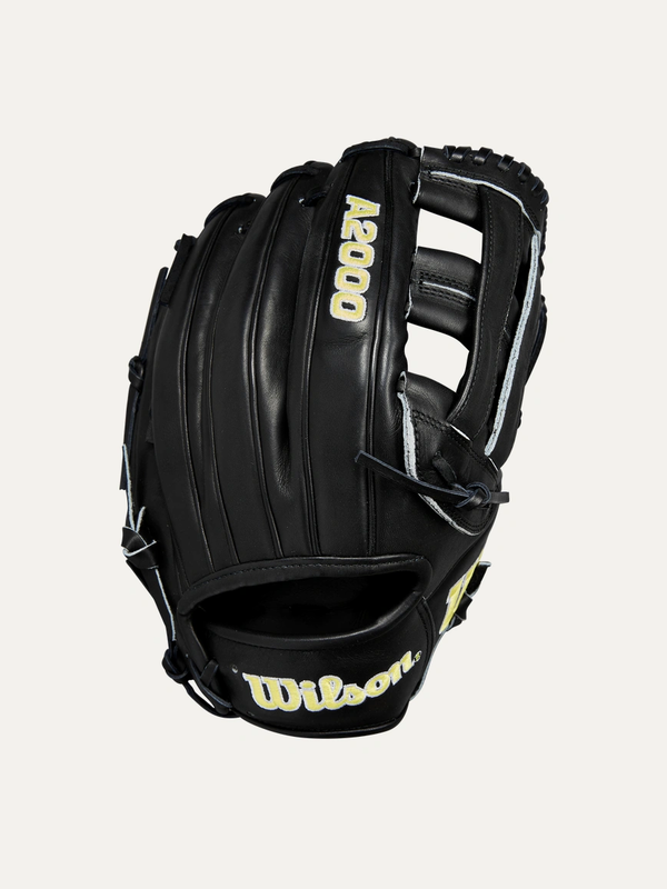 Wilson Wilson Baseball Classics Series A2000 DW5 12” Infield Baseball Glove RHT