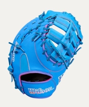 Wilson 2025 Love the Moment™ A2000 1612SS 12” Baseball First Base Mitt