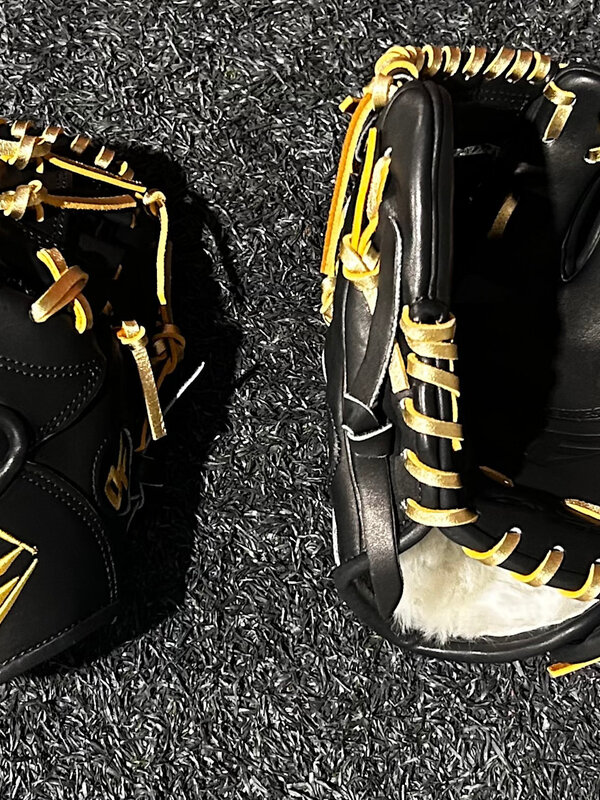 On Field On Field Practice Trainer Glove 9,5'' Black/gold