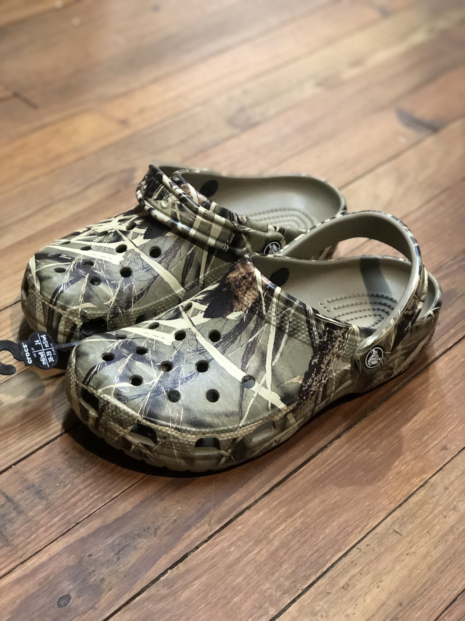 realtree crocs mens