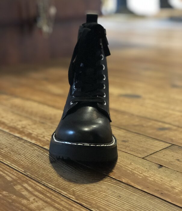 Madden Girl Madden Kurrt Lace-Up Combat Boots Black