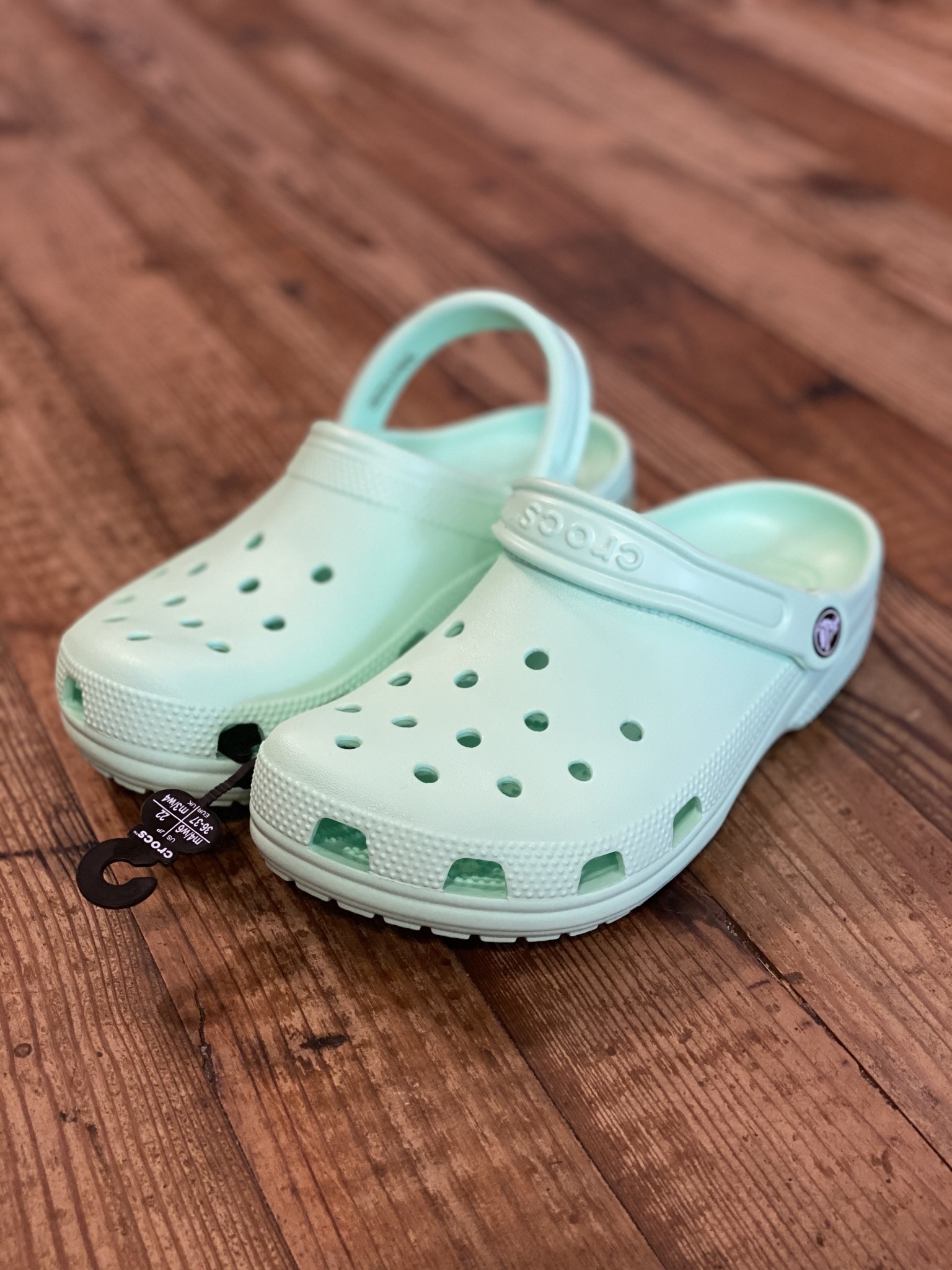 crocs with accessories