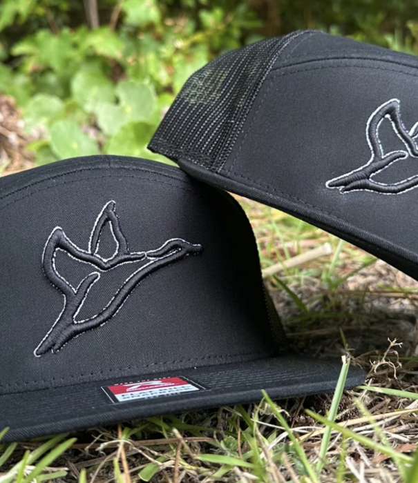 Combat Waterfowl 7 Panel Black Ghost Hat