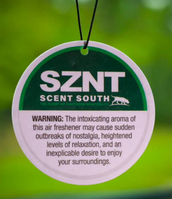 Scent South SZNT  - Leather Air Freshener