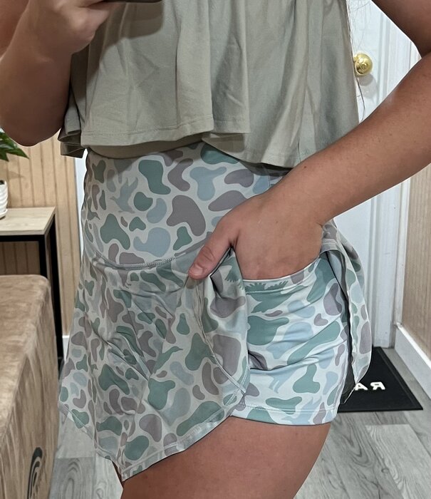 Combat Waterfowl Women's EXCLUSIVE Front Line Committed Old School  Camo Skort