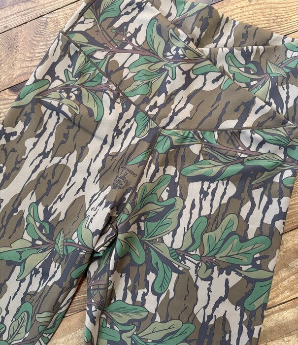 Local Girl Outfitters LG Flare Leggings Green Leaf Camo