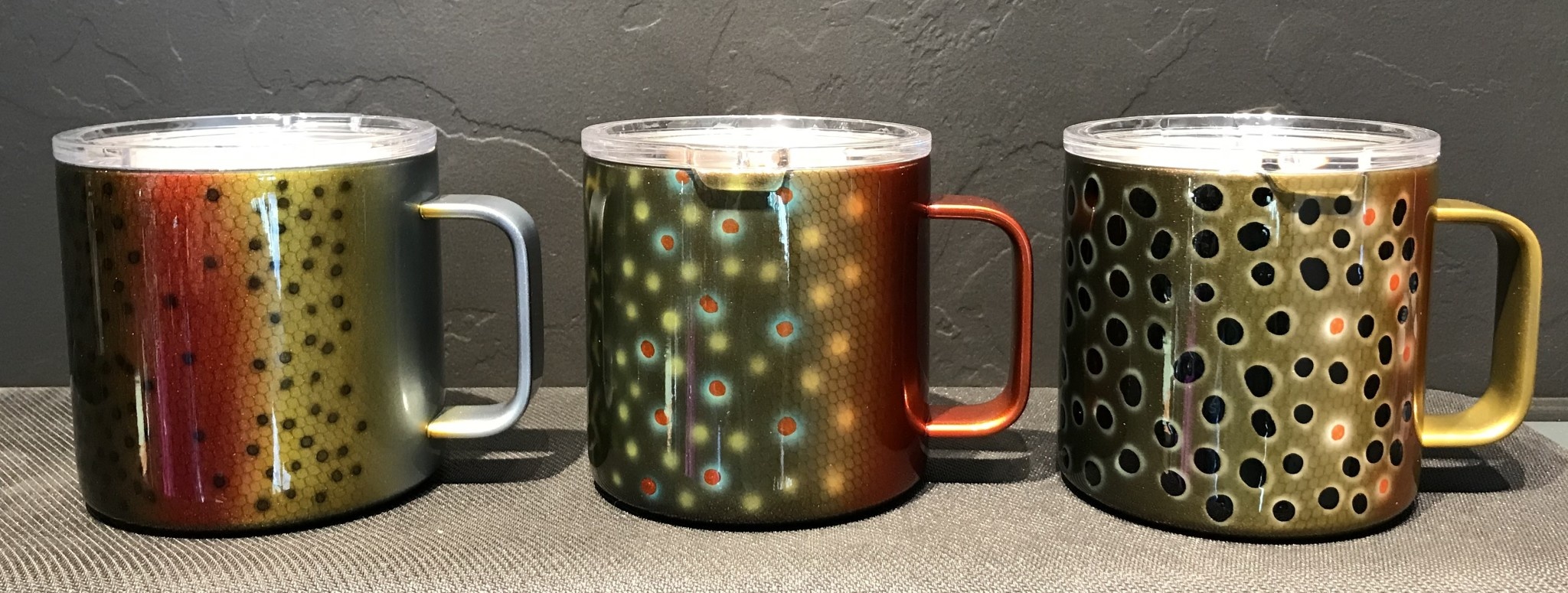 https://cdn.shoplightspeed.com/shops/602509/files/12787017/yeti-scaly-designs-yeti-rambler-14oz-mug.jpg