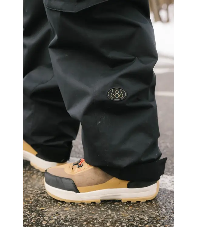 686 - Mens ESSOX CARGO SnowPant - Black -