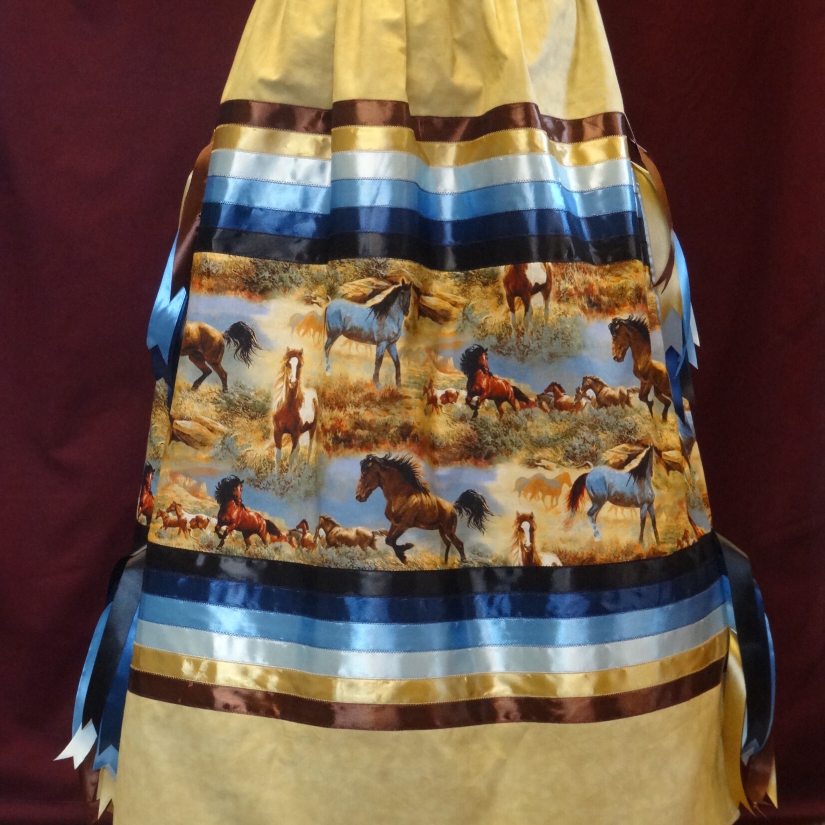 *AW Women Horse Ribbon  Skirt M/L