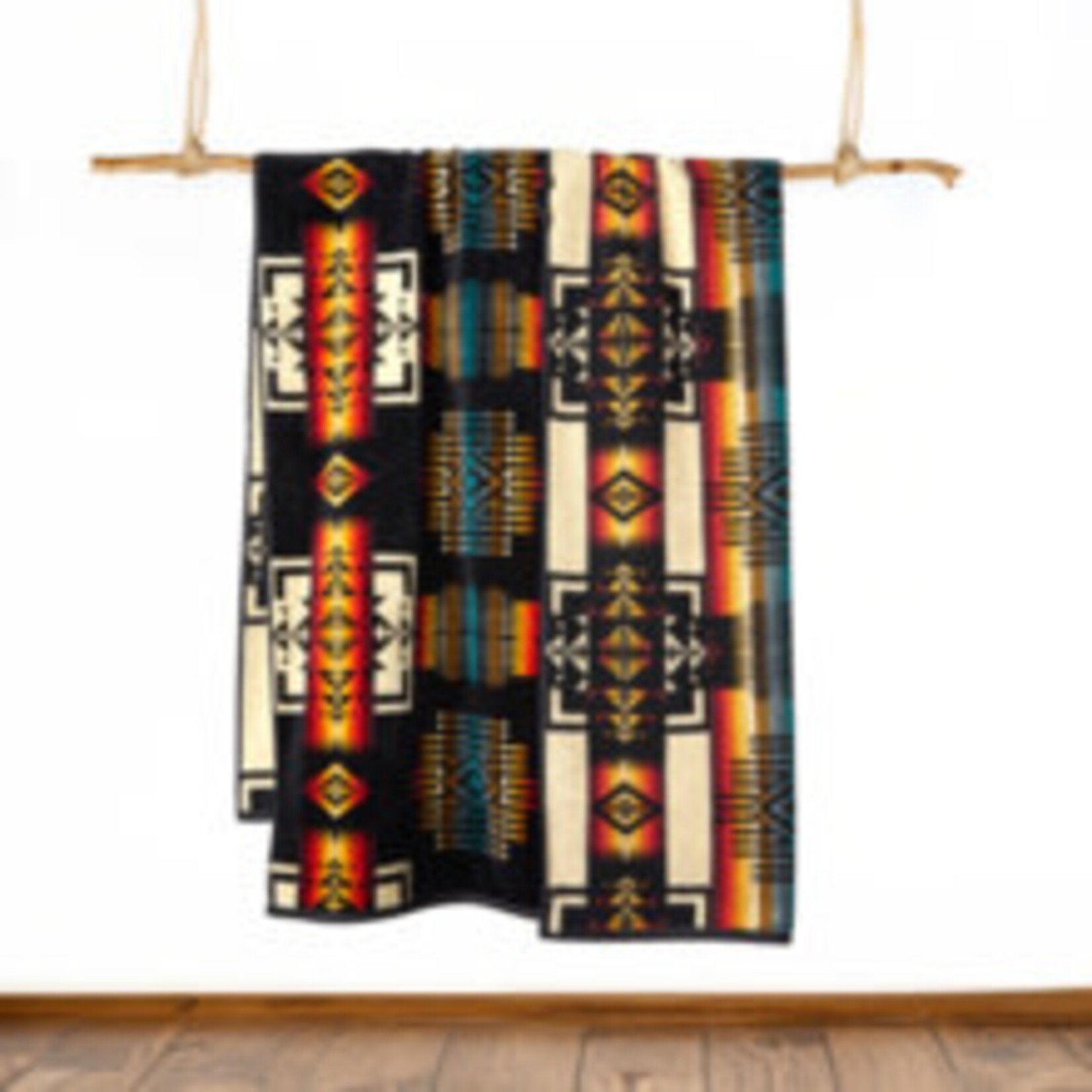 Pendleton Oversized Jacquard Spa Towel  Black