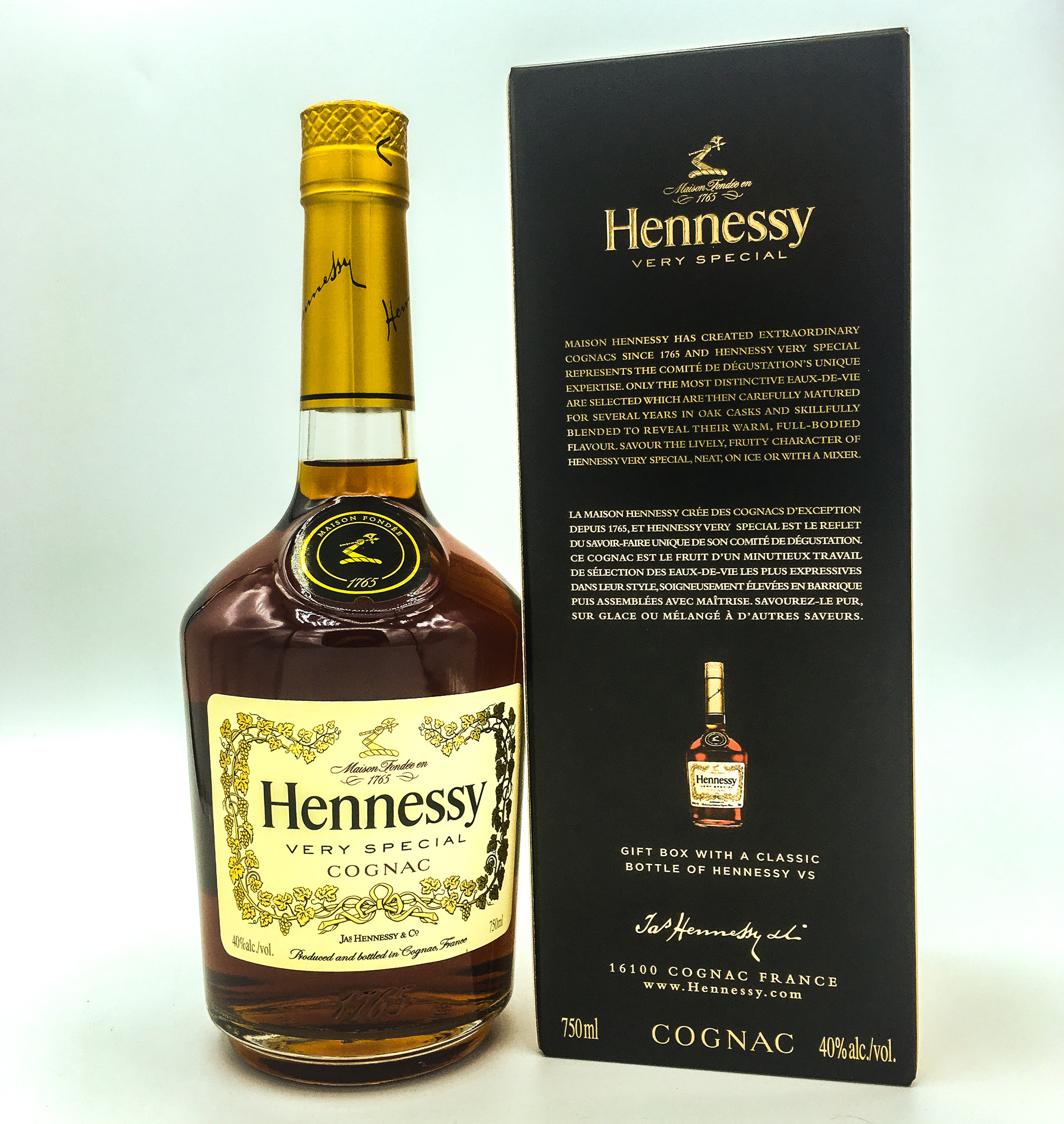 Hennessy very Special. Hennessy vs.