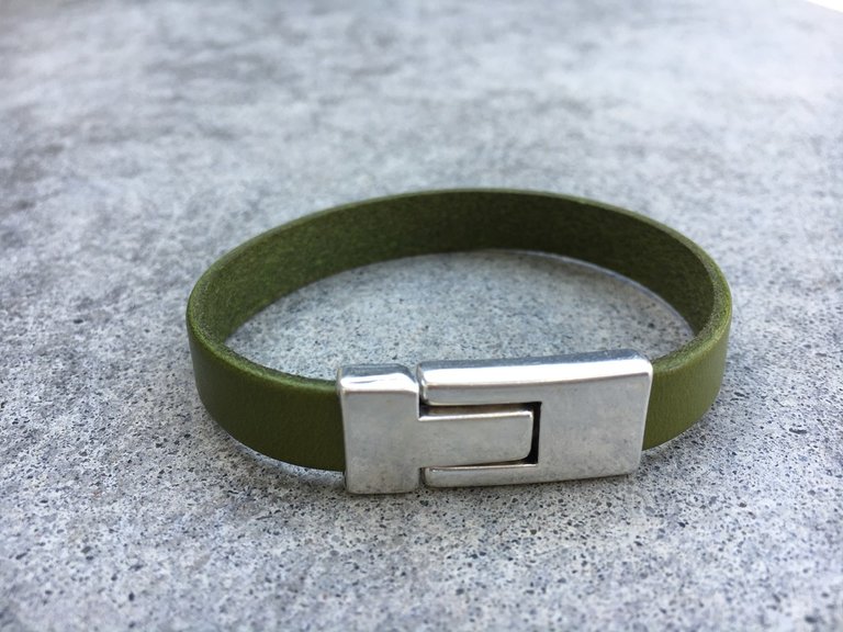 sass designs leather band bracelet