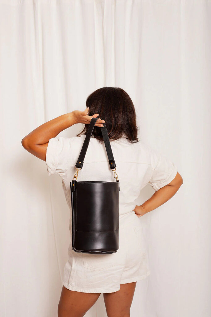 market canvas market canvas frances bucket bag