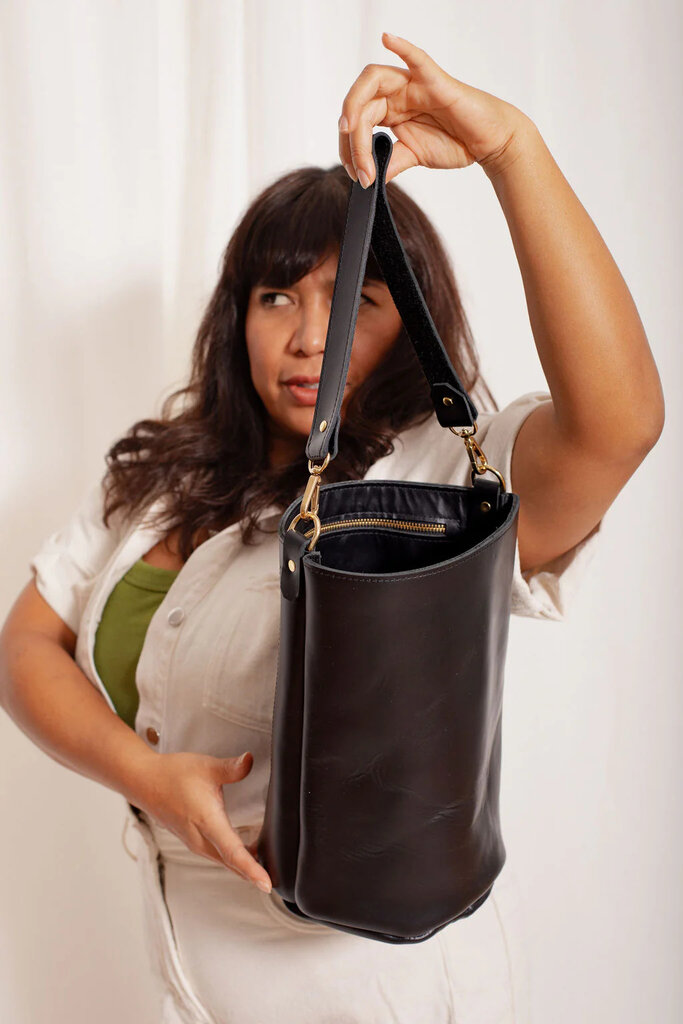 market canvas market canvas frances bucket bag