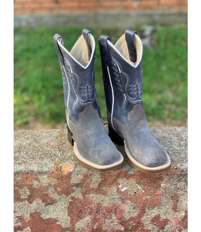 square toe rough out cowboy boots