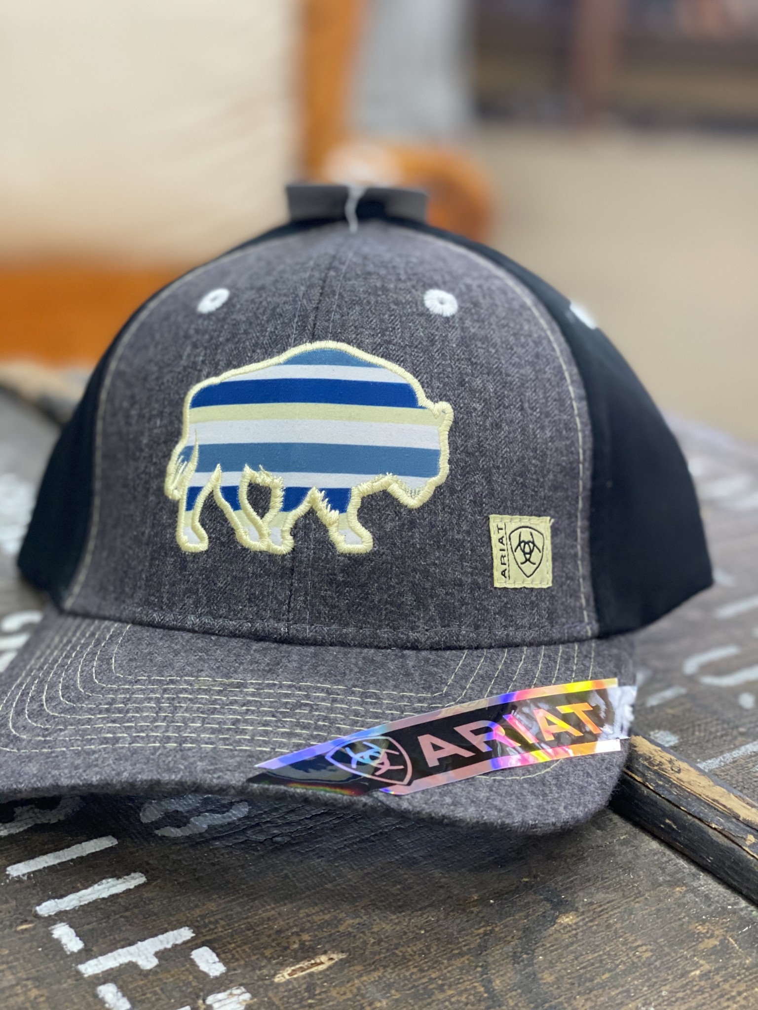 ariat caps