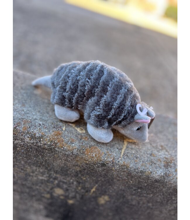 Armadillo Plush 5217