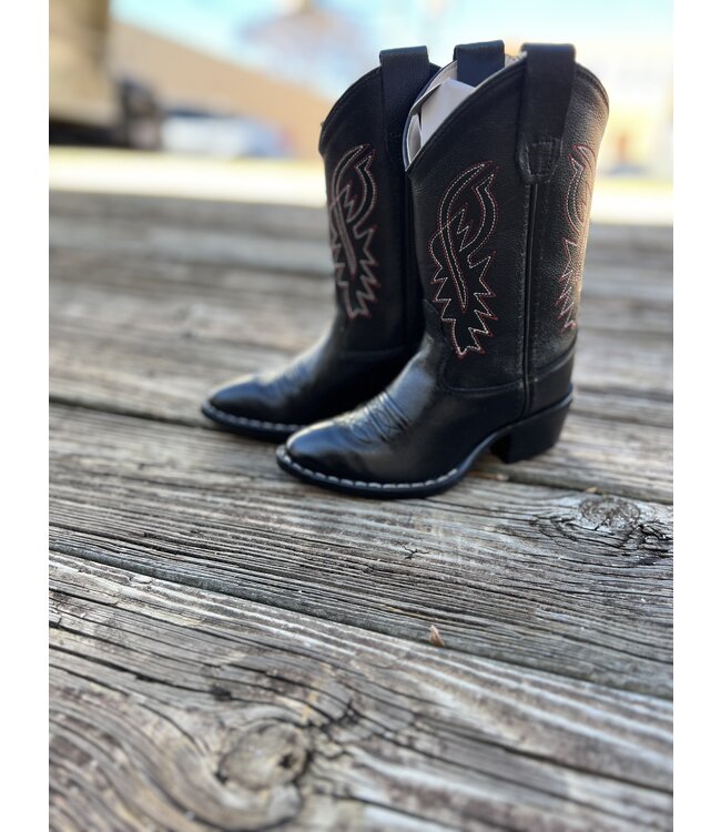 8110 Black Girls Round Toe