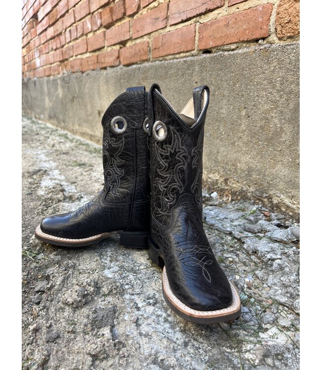 BSC1989 Black on Black Square Toe