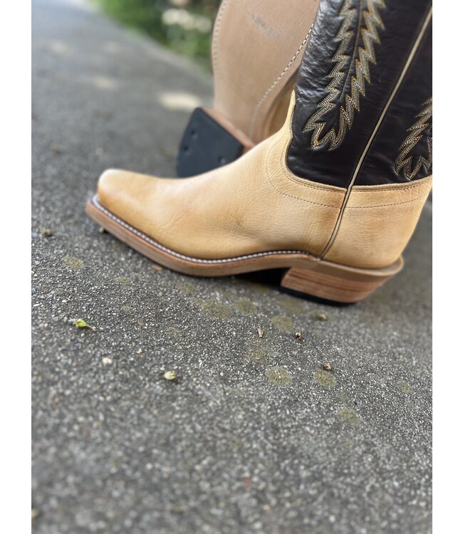 257675  Oak Shoulder Chocolate