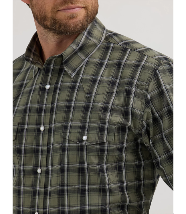 112355360 Mens Wrinkle Resist Shirt