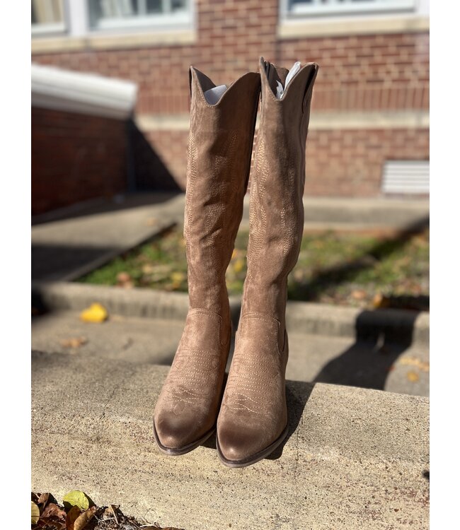 The Wilder Boot Taupe 89905