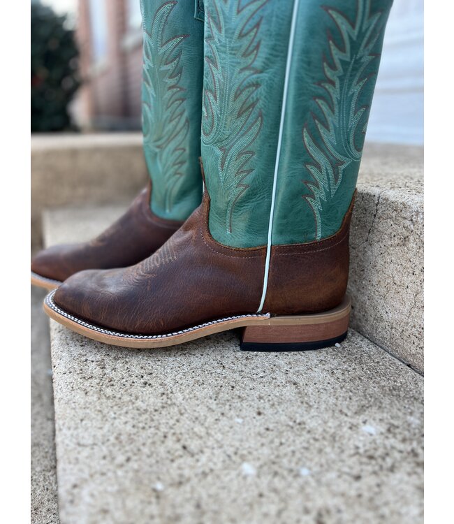 340953 Saddle Elk Butt Turq. Avatar