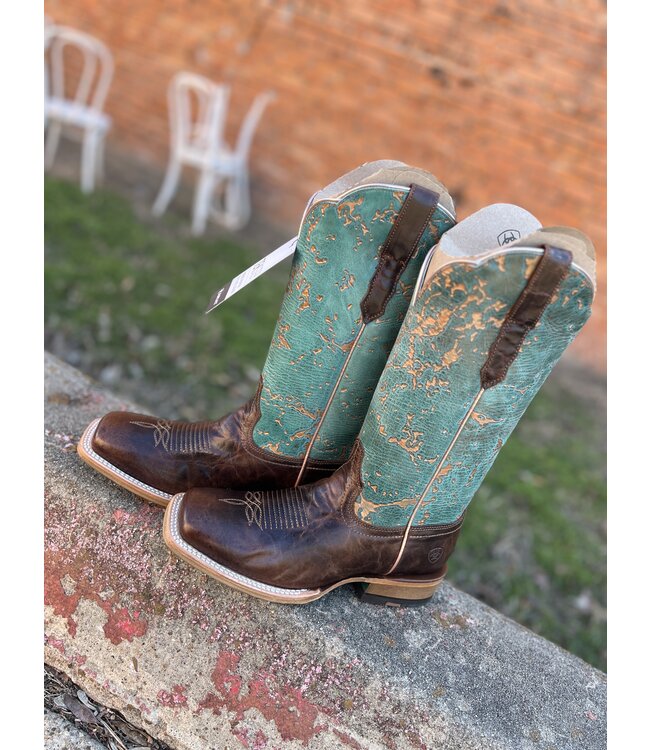 10061178 WMNS Frontier Farrah