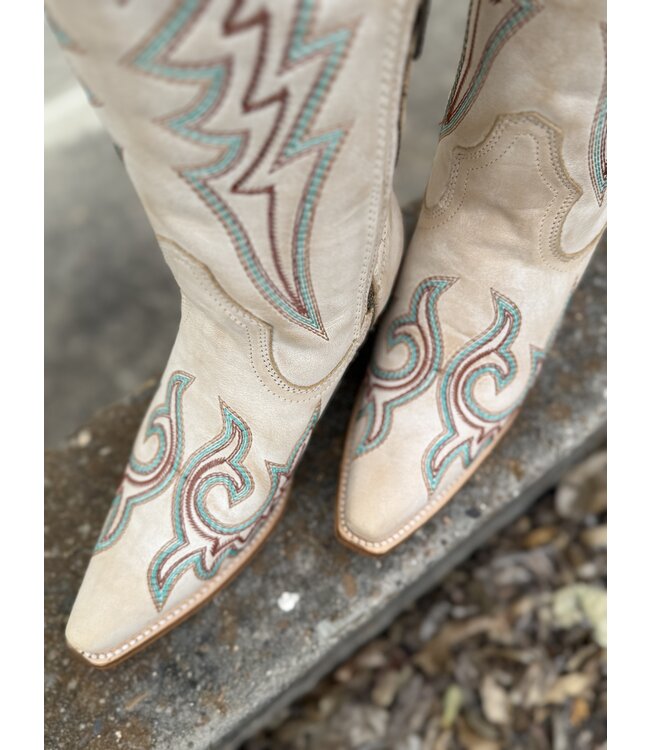 Z5371 Bone Embroidery