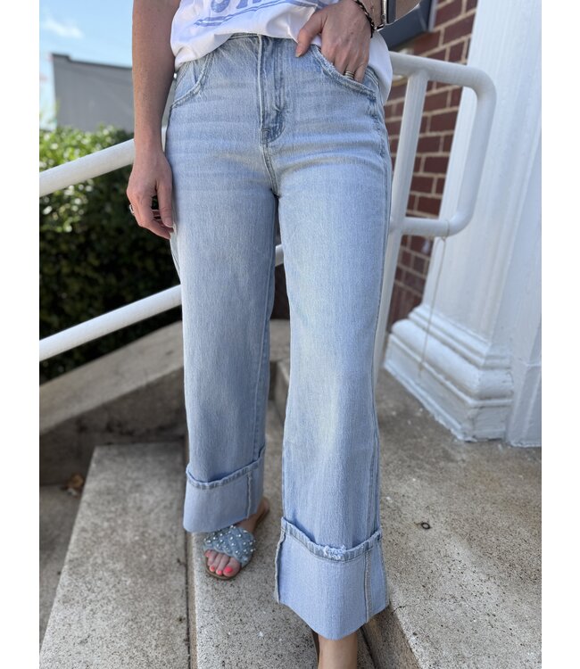 Super High Rise Cuffed Baggy Wide Jeans T6515