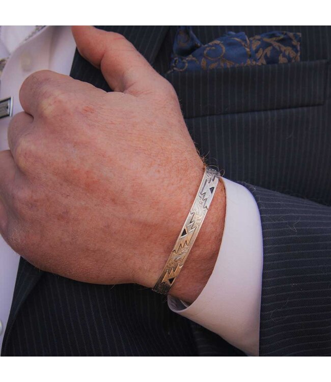 BC6170 Slvr Aztec Thin Cuff