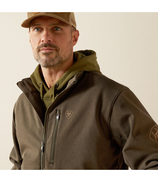 10062584 Logo Softshell Jacket Earth Green