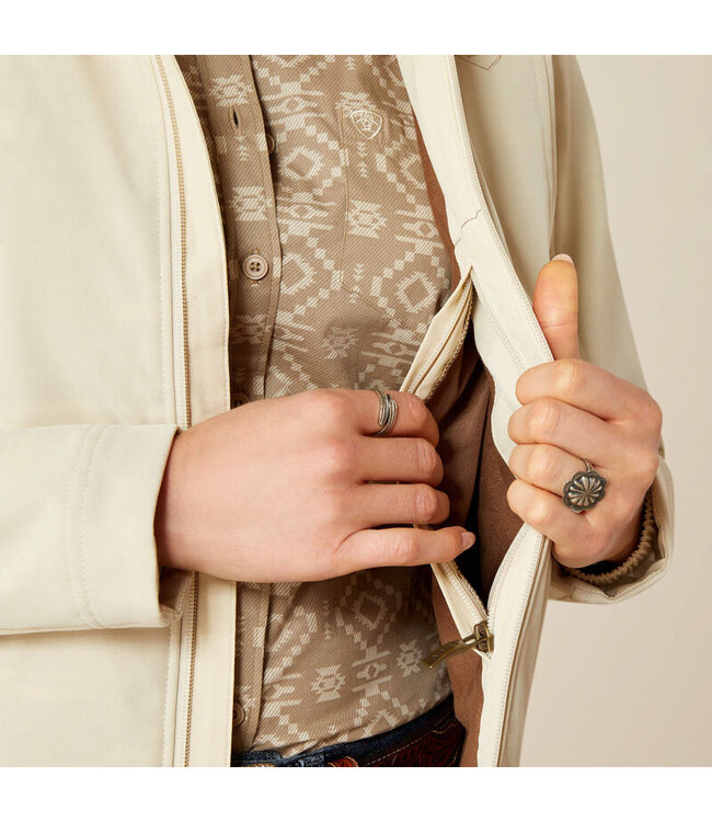 10062306 Ariat Logo Softshell Jacket Oyster Grey