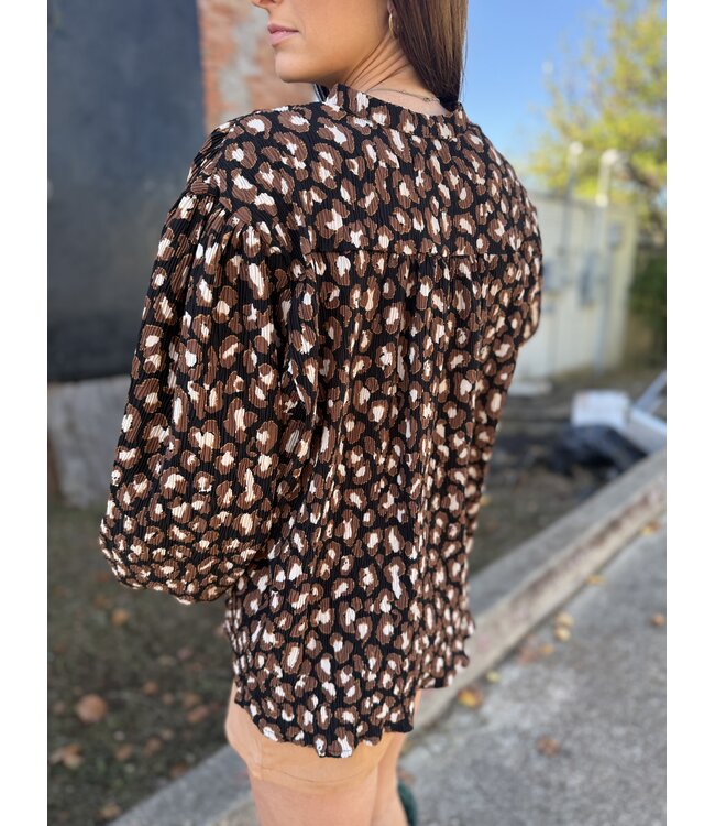 Keep Me Wild Top AT3319