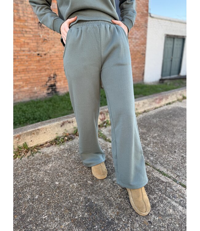 The Howard Set 4338A3