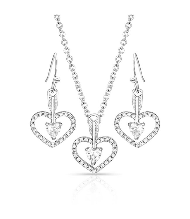 JS-CzArrowPiercedHeart