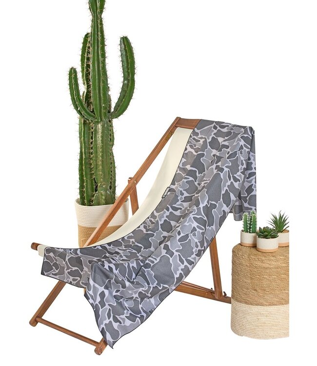 BU46M08423 Dark Grey Camo Microfiber Beach Towel