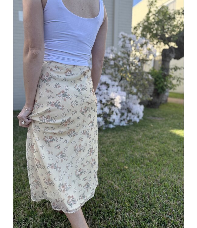 The Ochre Skirt E649