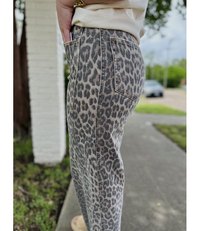 High Rise Wide Leg With Side Seam Leopard Pants F9190LPD