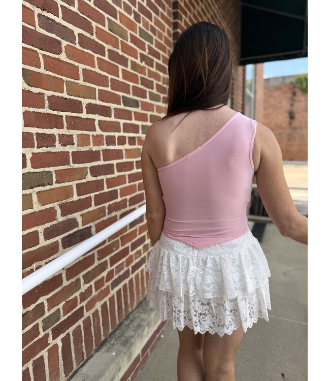 The Itzy One-Shoulder Top WN11893