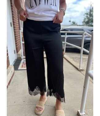 glam Mid Rise Cropped Lace Trim Pants P9017