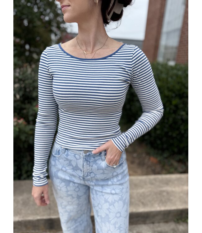 The Cora Top F080