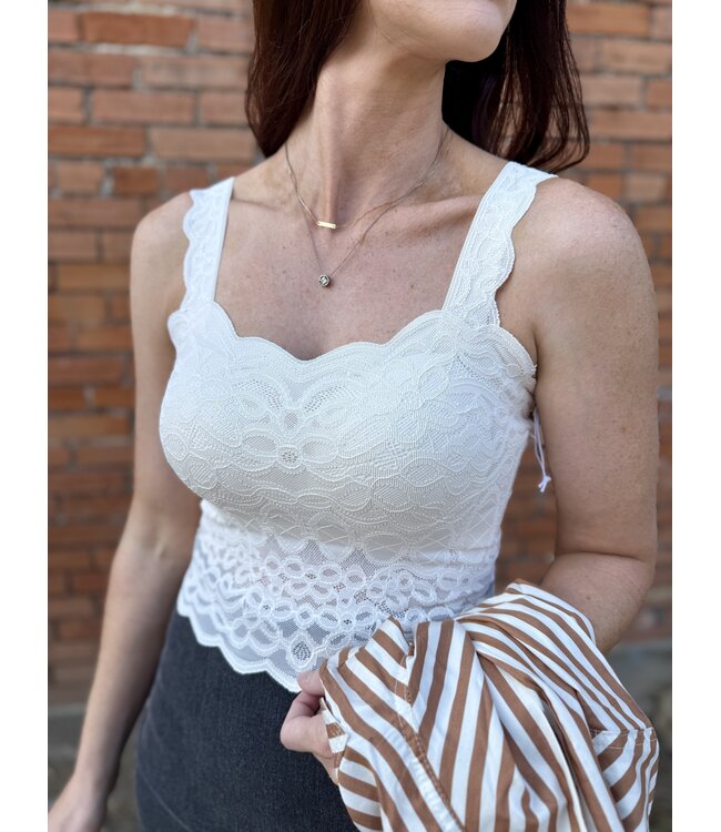 Scallop Edge Lace Bralette Cream AT9175