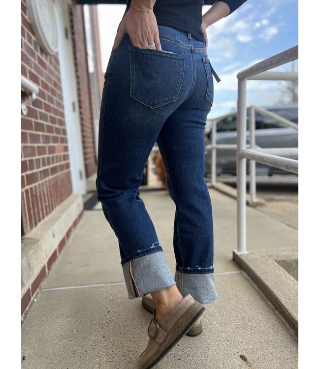 Mid Rise Full Length Medium Dark Wash Straight Jeans T7310