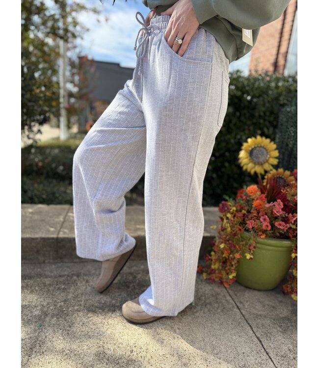 Storm's Coming Pants A813