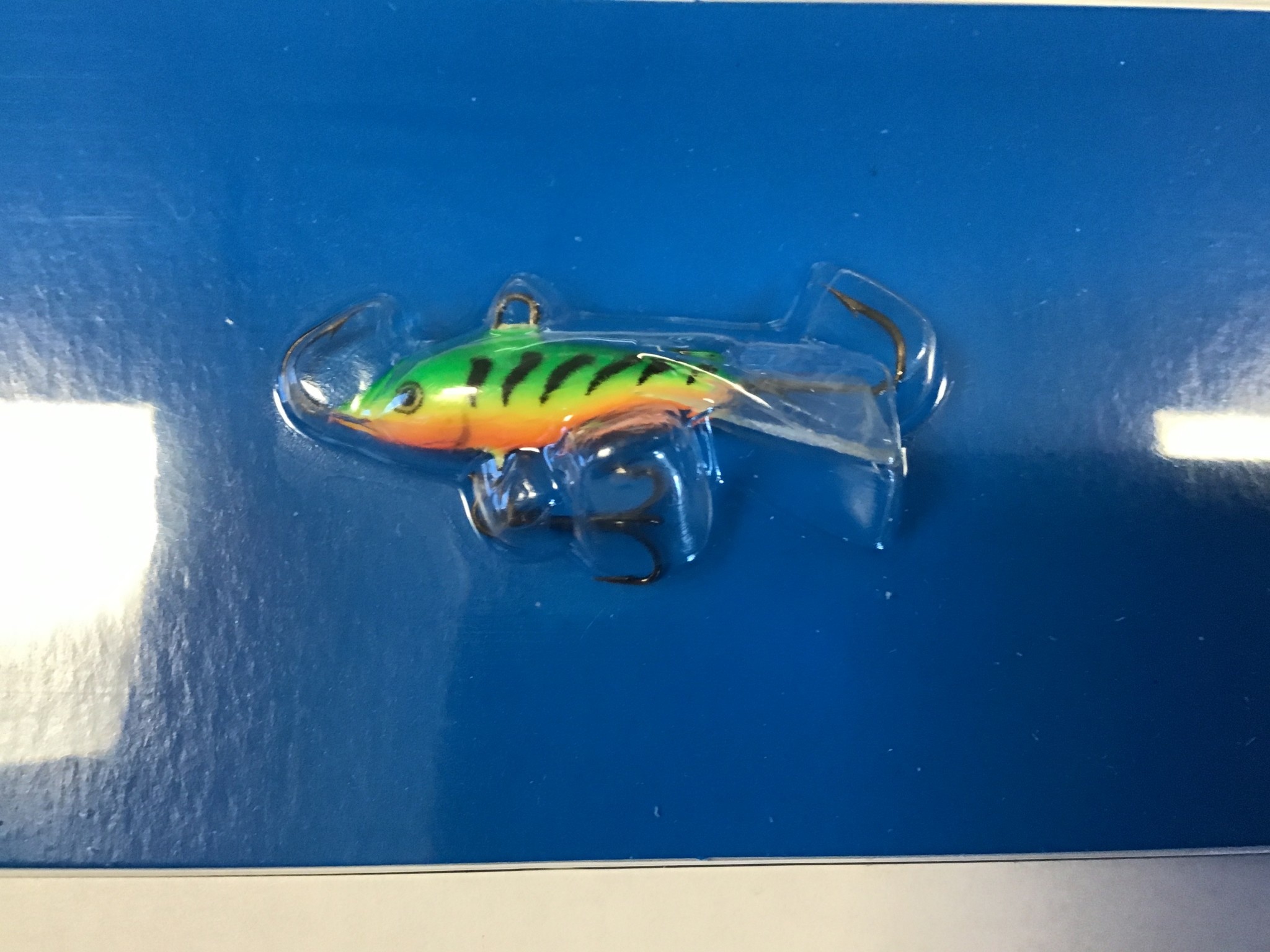 sports specialist Rapala jigging rap Glow Tiger